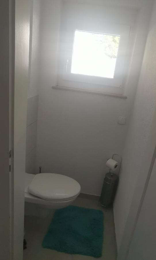 Privates Zimmer In Ruhiger Lage Heidenheim-Steinheim Am Albuch Exterior photo